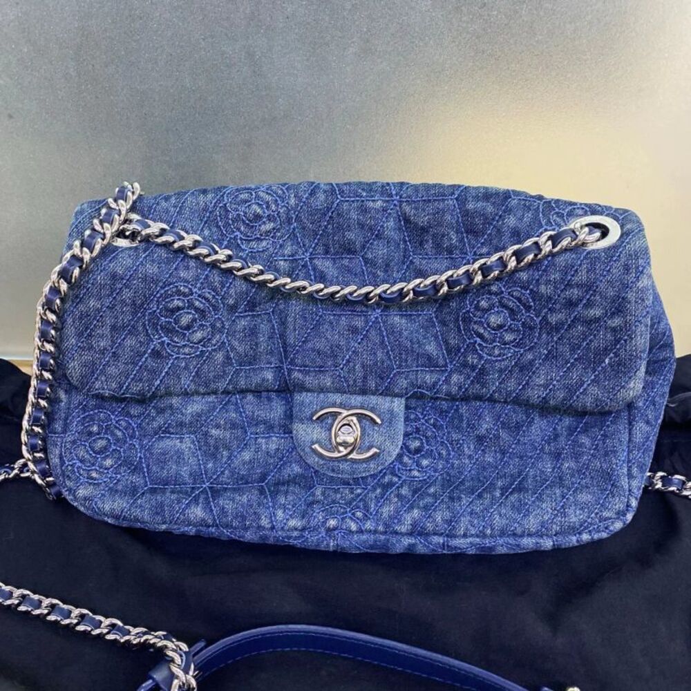 Chanel Women Pre-Loved Bag Very Good Condition